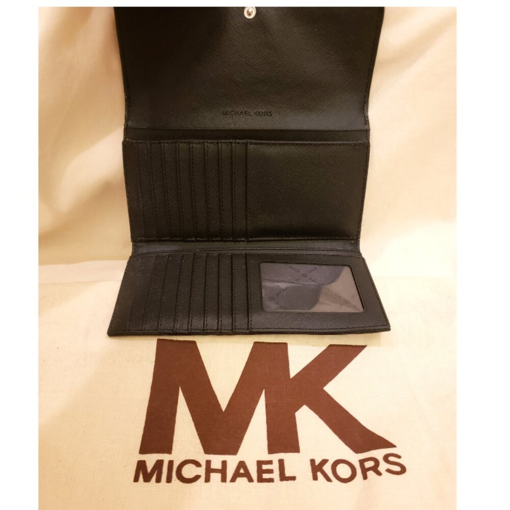 Michael Kors Large Trifold Multi-Compartment Wall… - image 4